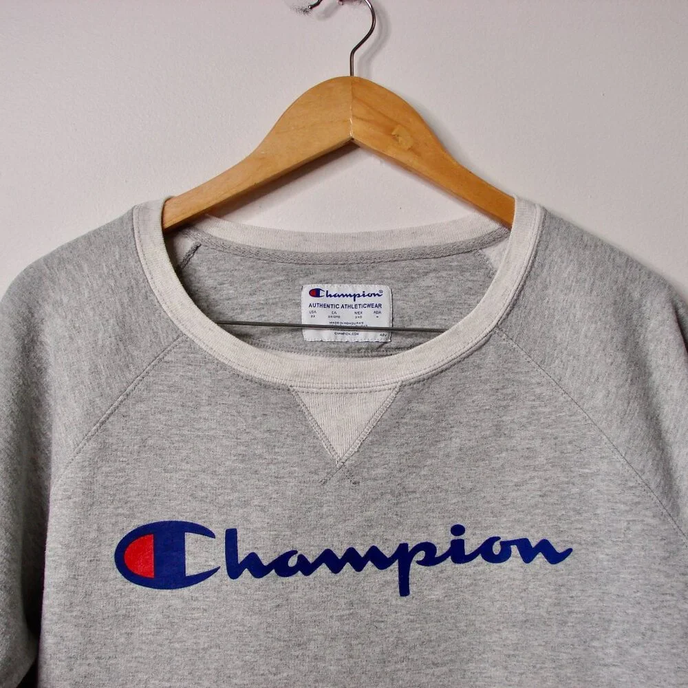 Champion Gray Crewneck Sweatshirt Cream Trim Fleece Logo Plus Size 2X - Picture 5 of 15